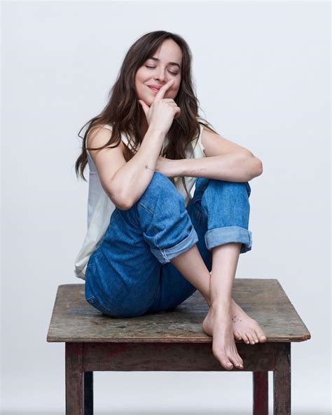 dakota johnson feet